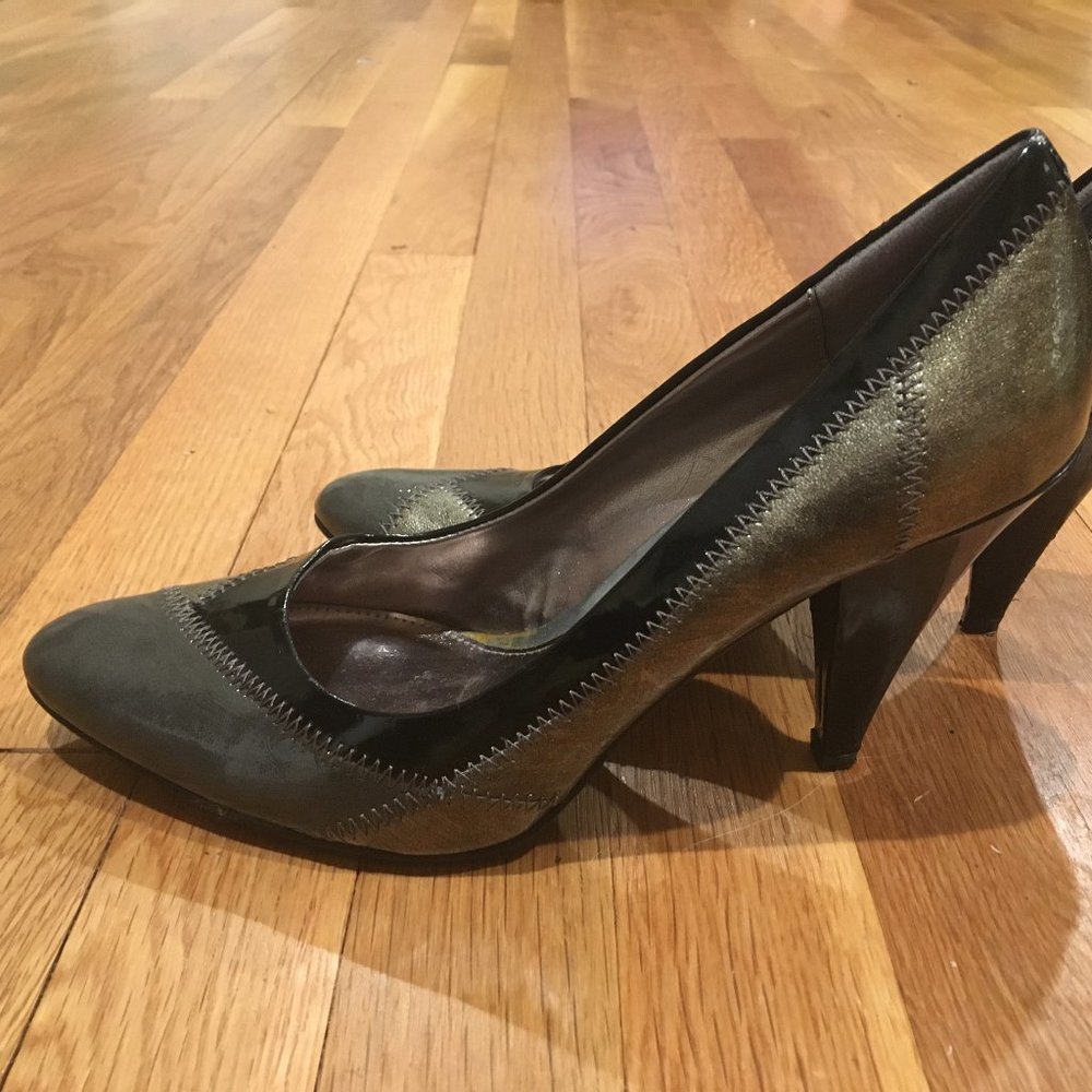 Unlisted, a Kenneth Cole Production, Heels